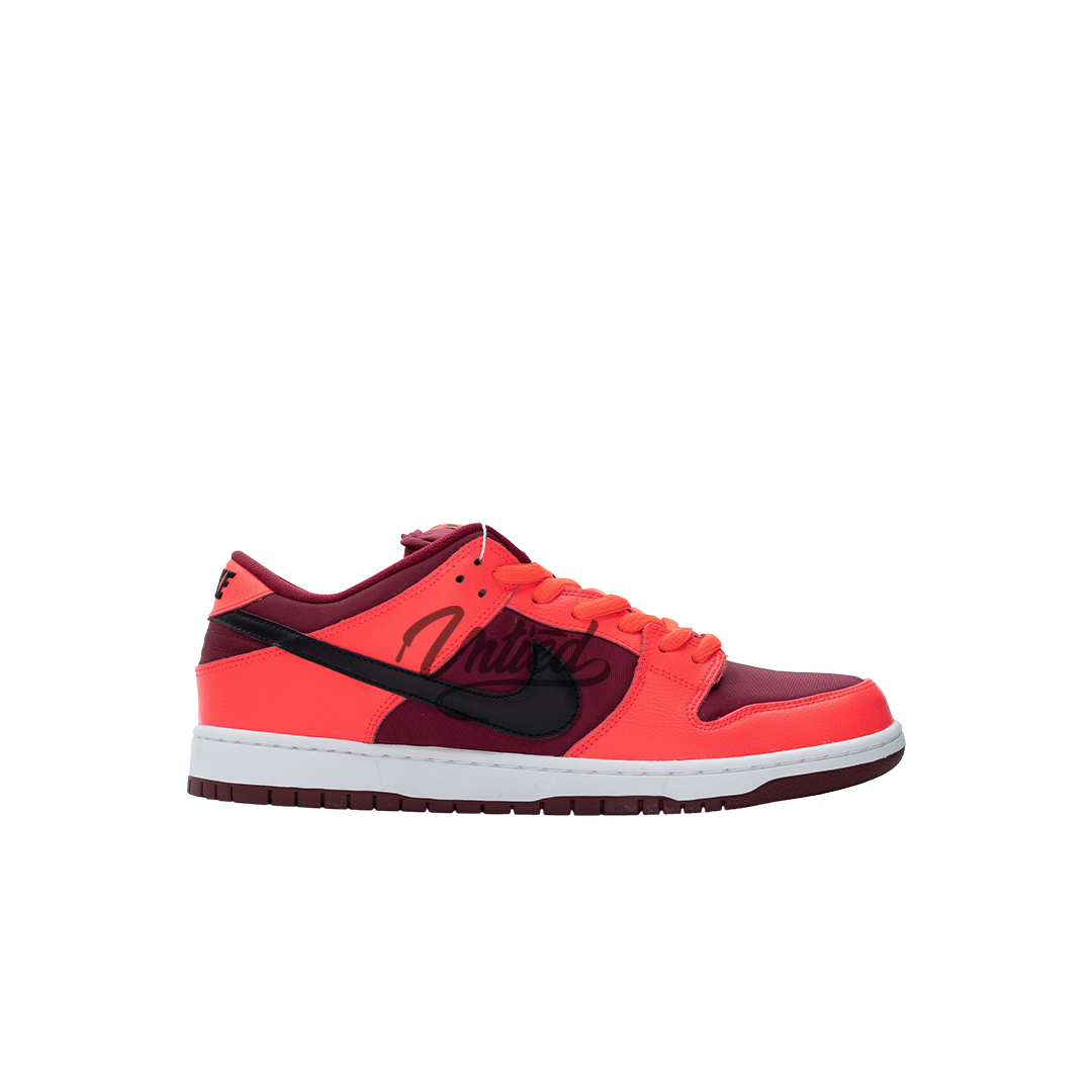 Nike Dunk Low SB "Laser Crimson"